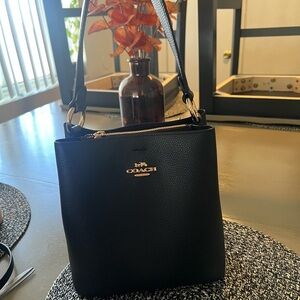 Coach small bucket bag